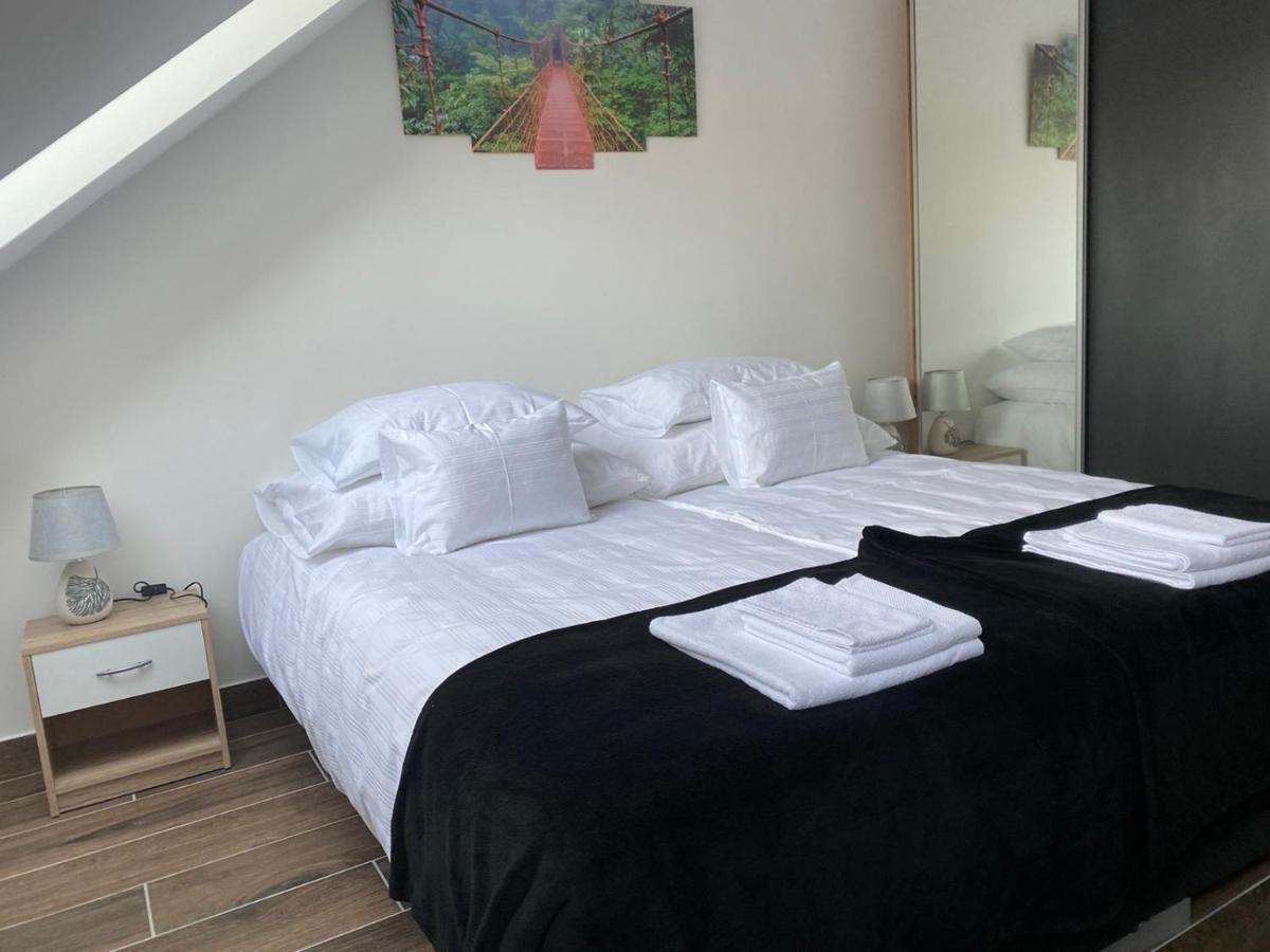 M70 Apartmanhaz Miskolc Bagian luar foto